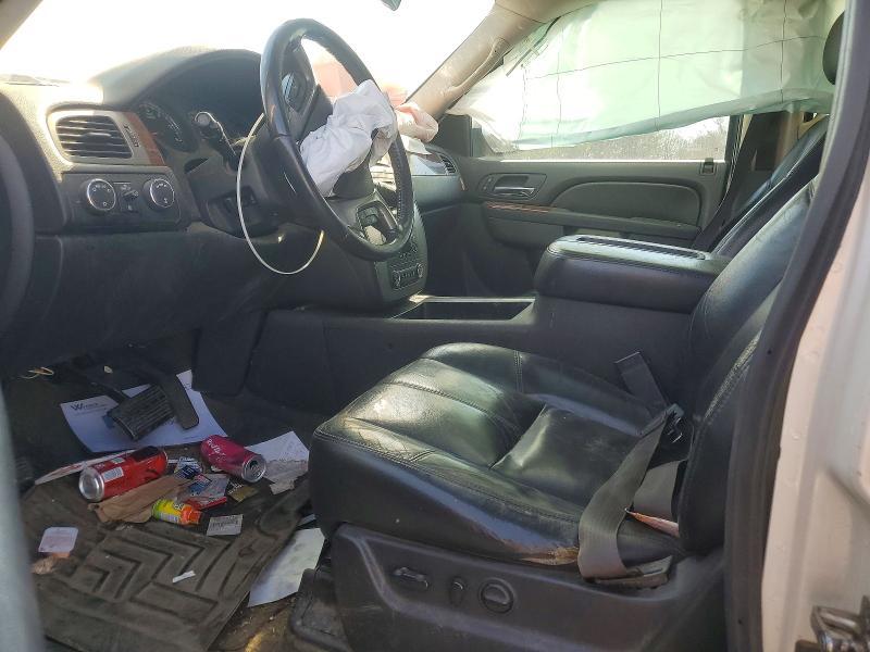 2011 GMC Yukon xl K1500 slt