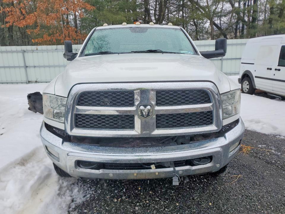 2016 Dodge Ram 3500 Flatbed Truck