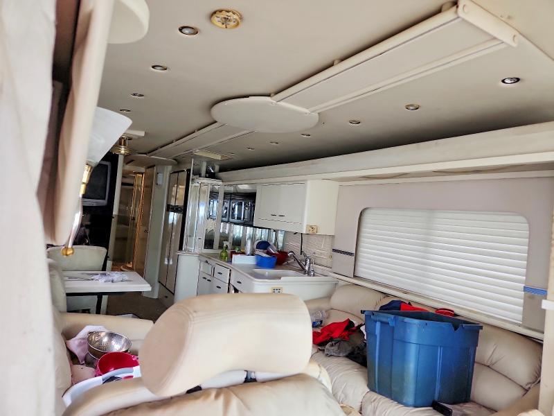 1999 Spartan Motorhome 4VZ