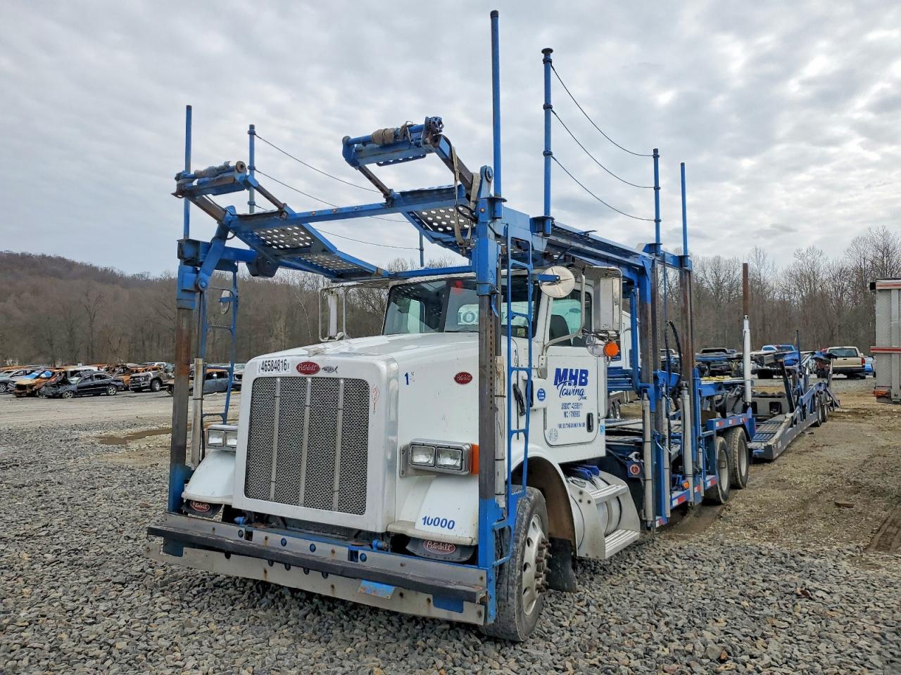 2013 Peterbilt 365 Car Hauler Truck