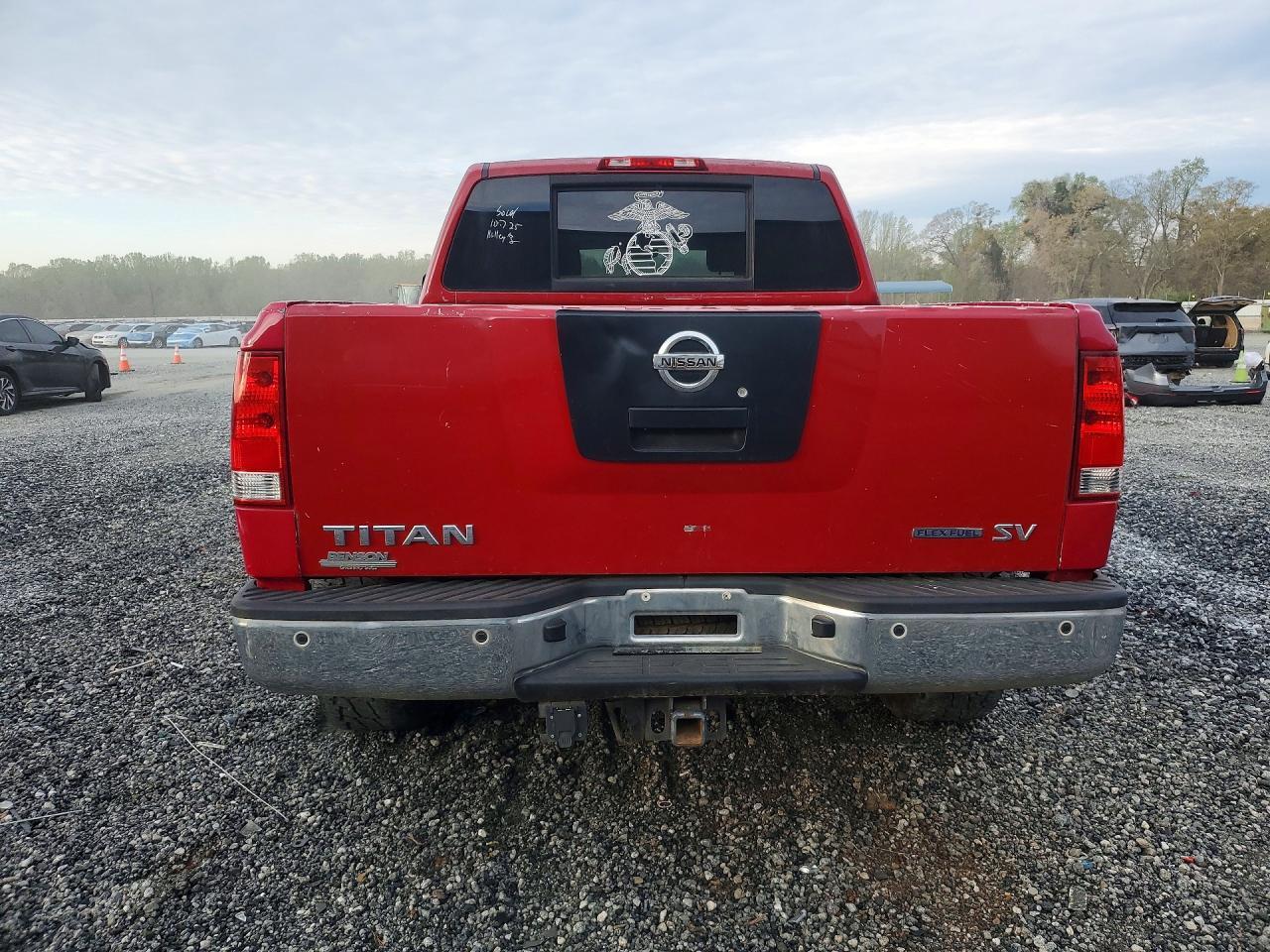 2012 Nissan Titan SV