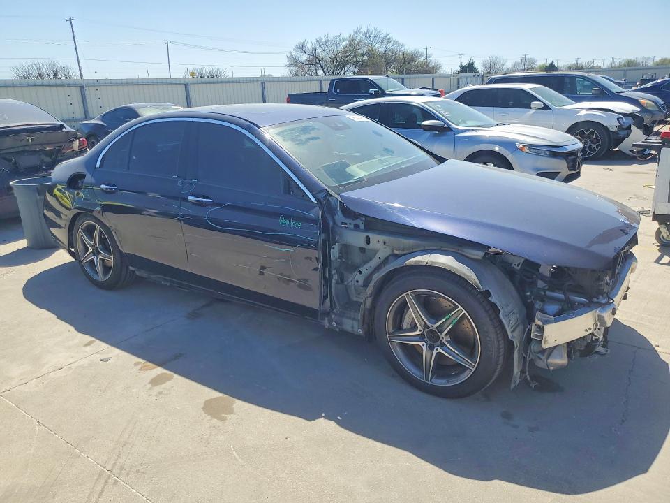 2017 Mercedes-Benz E 300