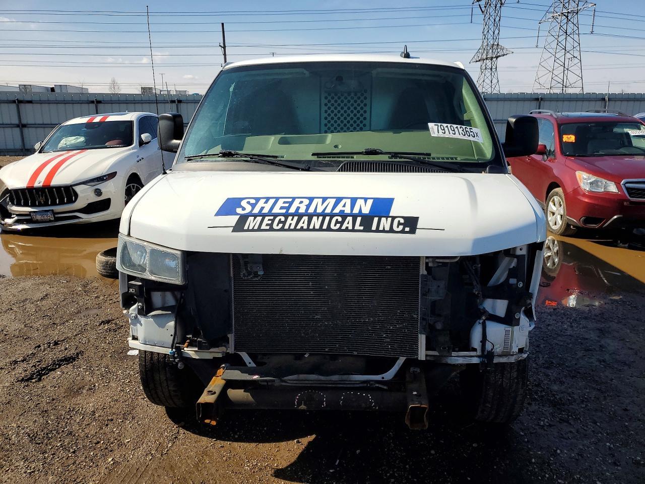 2020 Chev Express G3500