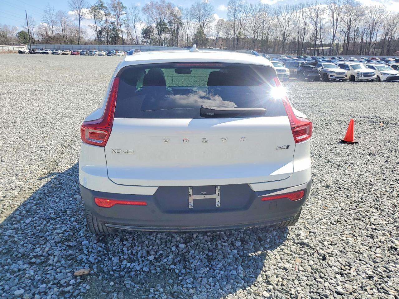 2025 Volvo Xc40 Plus