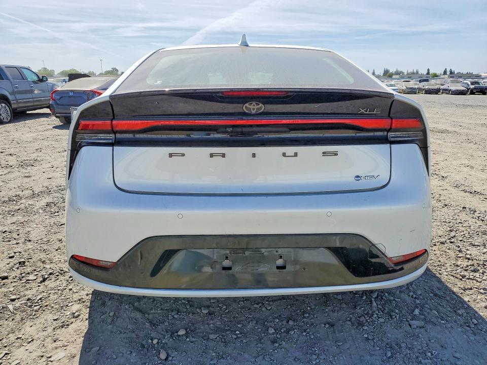 2024 Toyota Prius xle
