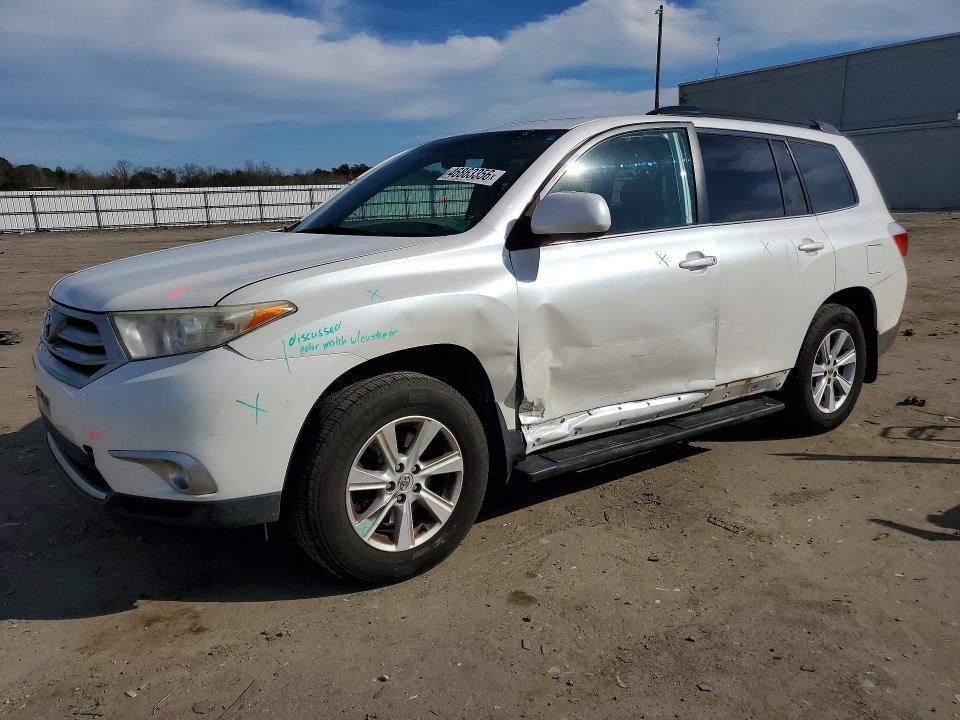 2011 Toyota Highlander se