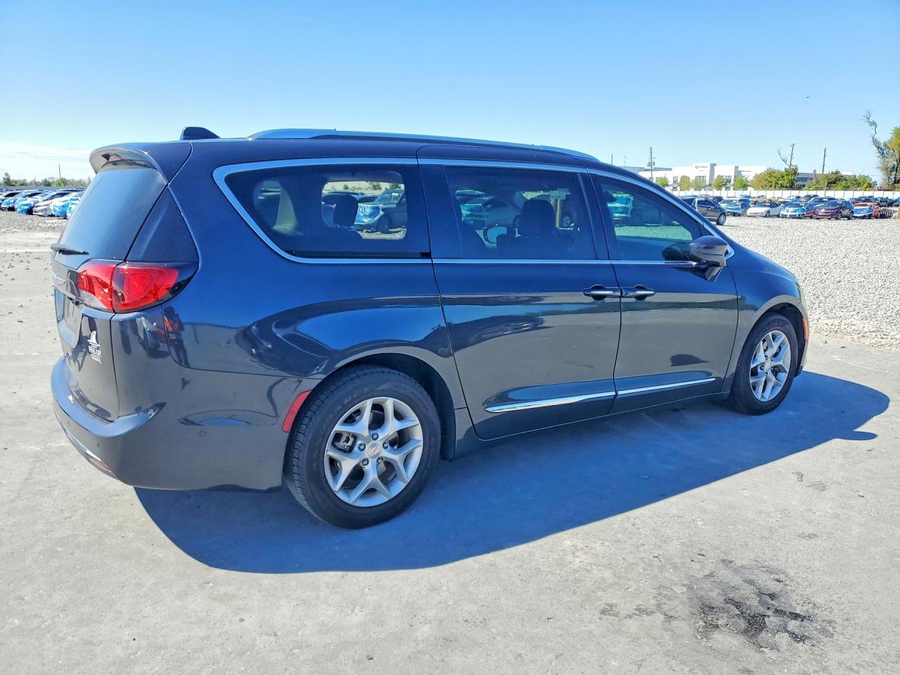 2020 Chrysler Pacifica Touring l Plus