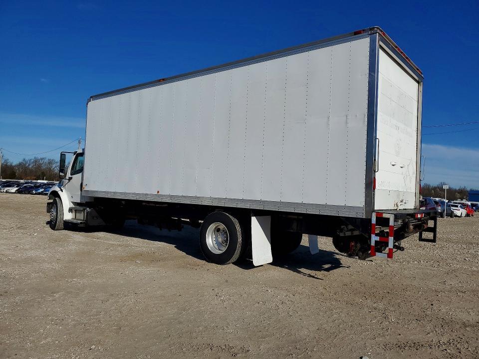 2015 Freightliner Business Class M2 BOX Truck