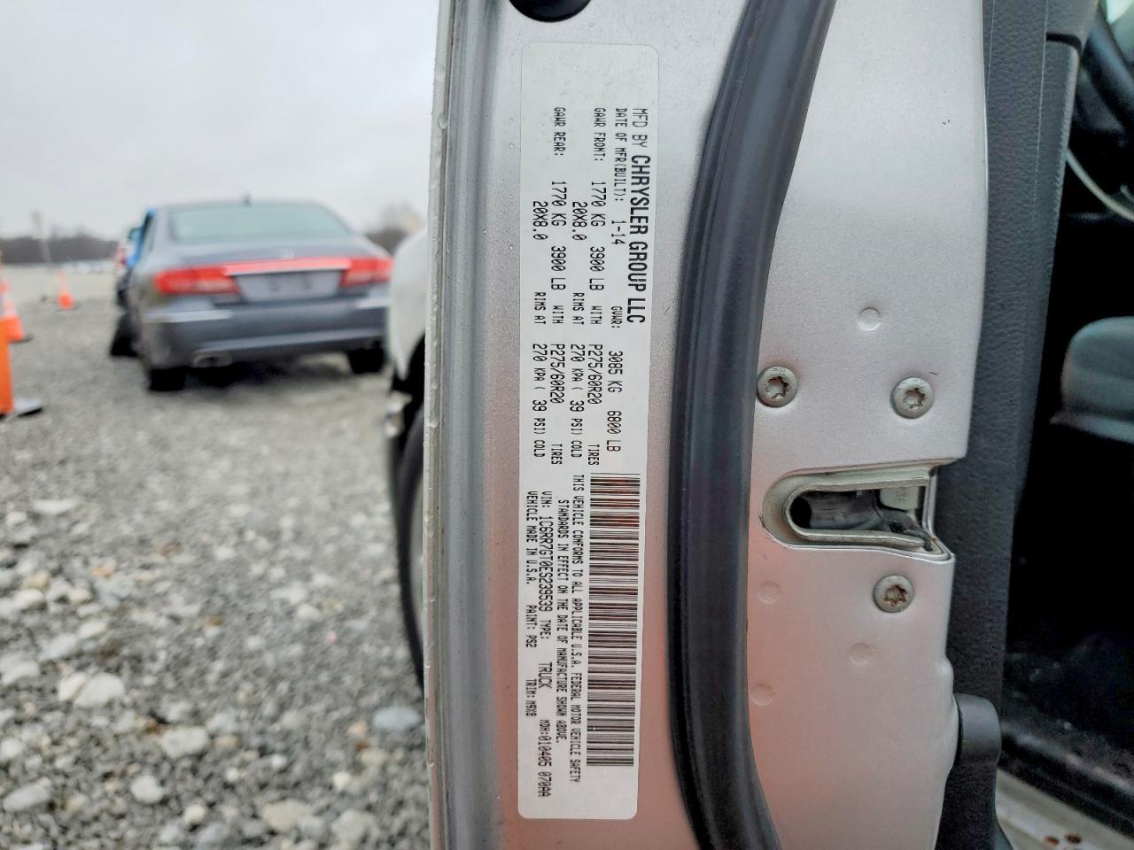 2014 Dodge RAM 1500 SLT