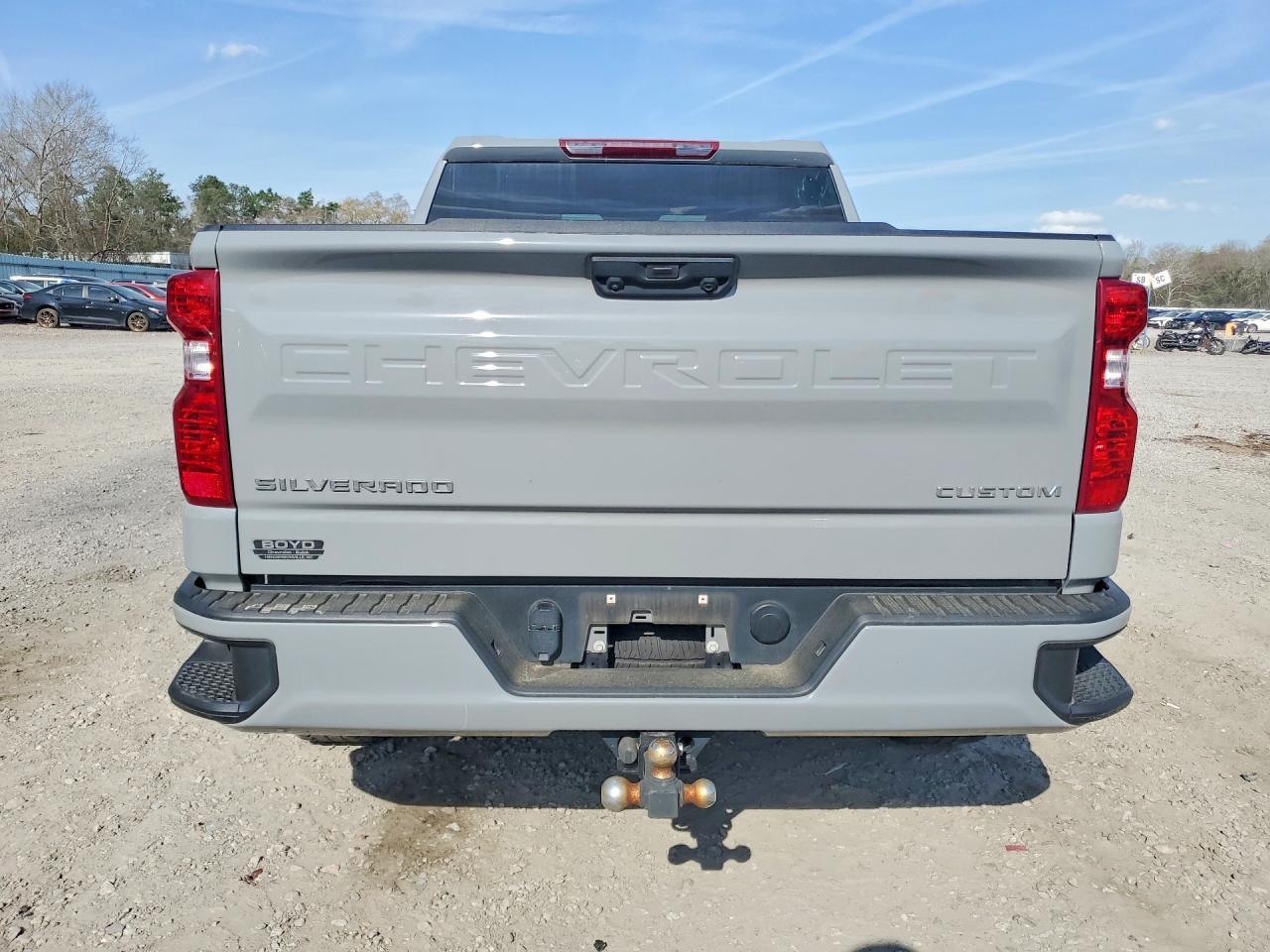 2024 Chevrolet Silverado K1500 Custom