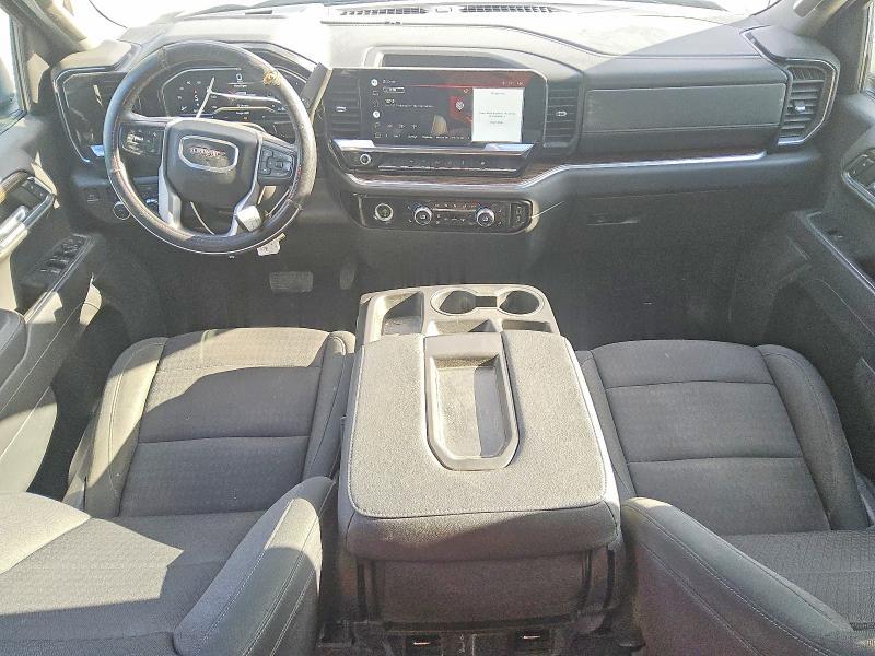 2022 GMC Sierra K1500 Elevation