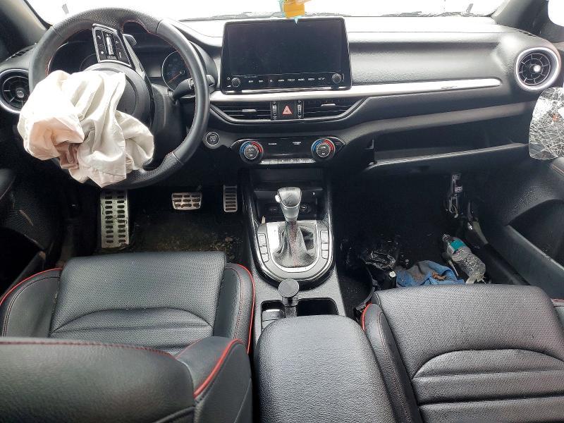 2023 KIA Forte gt