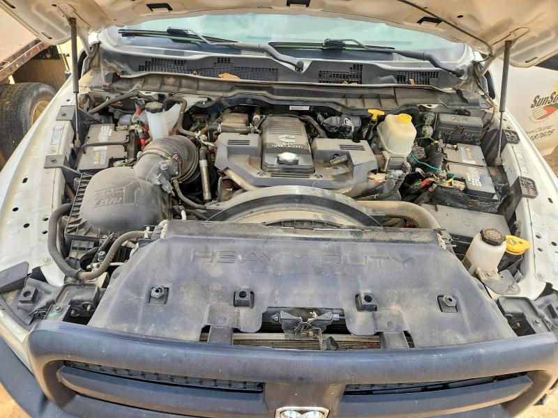 2016 Dodge RAM 5500-Delivery Truck