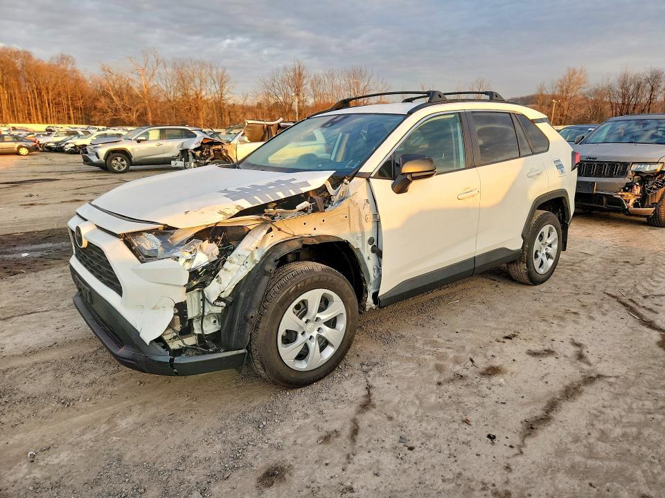 2020 Toyota Rav4 le