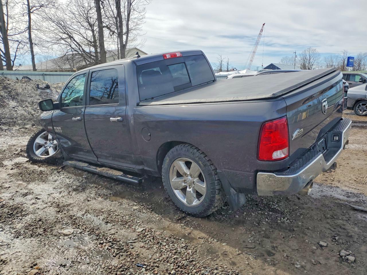 2018 Ram Trucks 1500 SLT