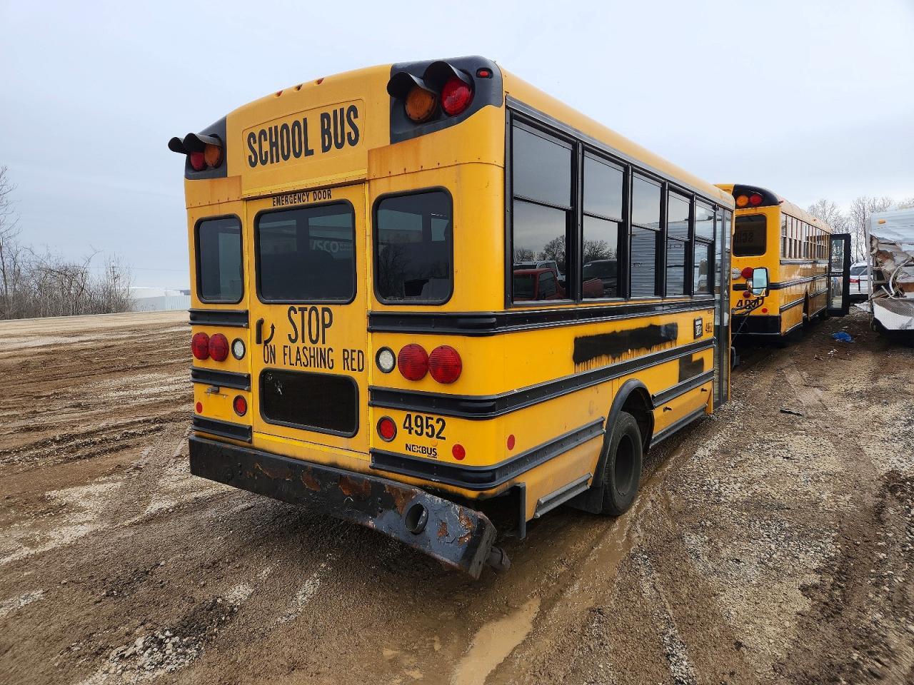 2013 Chev 2013 Collins Bantam G4500-School Bus