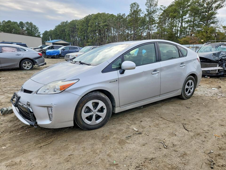 2014 Toyota Prius Three