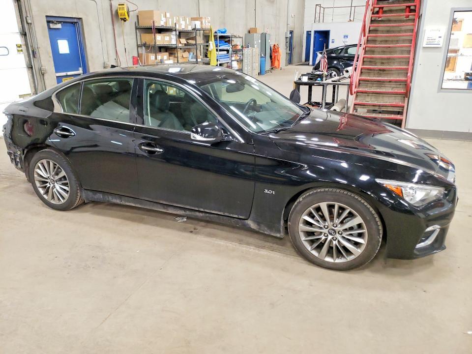 2018 Infiniti Q50 3.0t Luxe