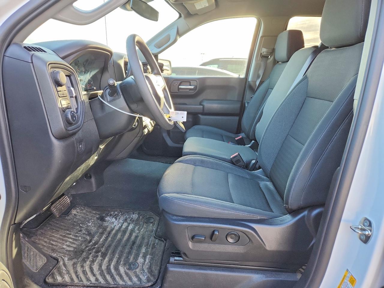 2024 Chevrolet Silverado K1500 Custom