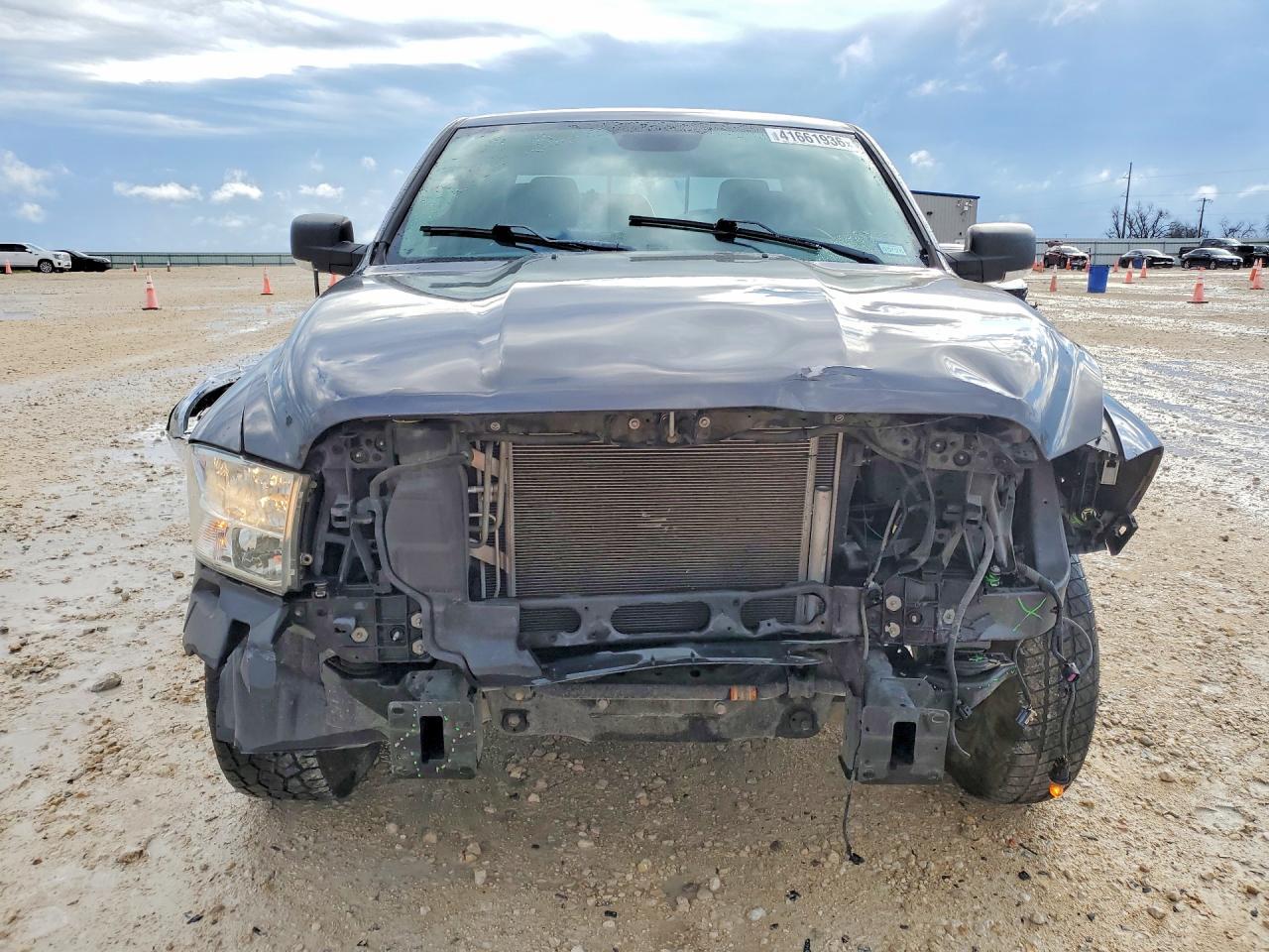 2019 Dodge RAM 1500 Classic SLT