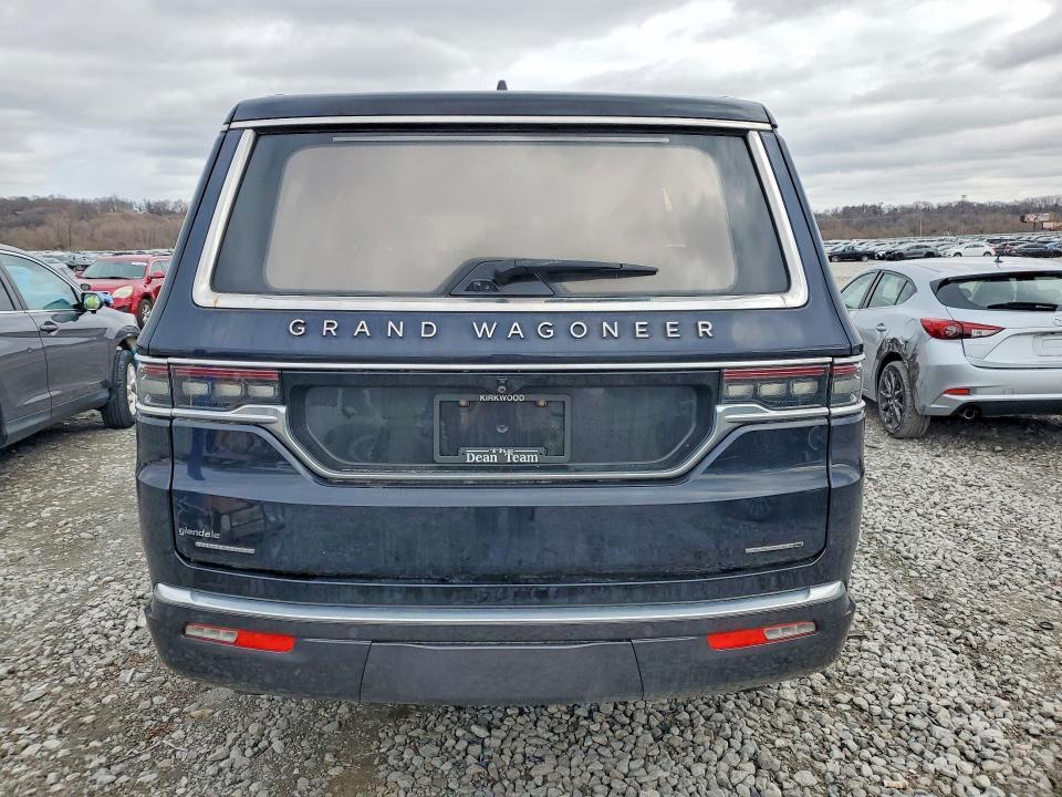 2022 Jeep Grand Wagoneer Series iii