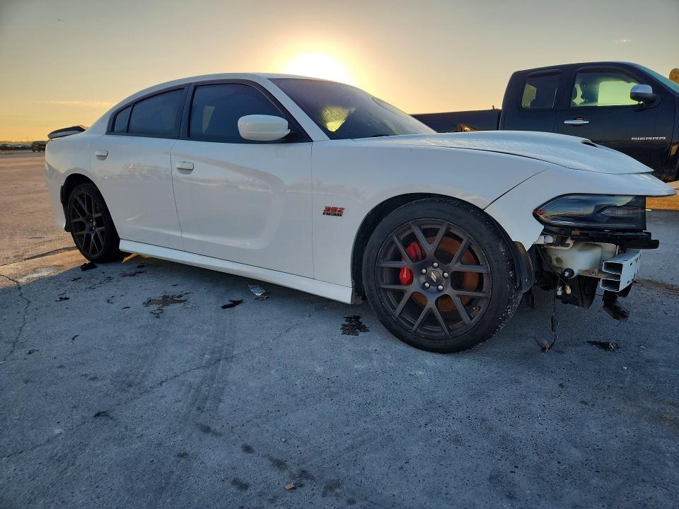 2017 Dodge Charger r