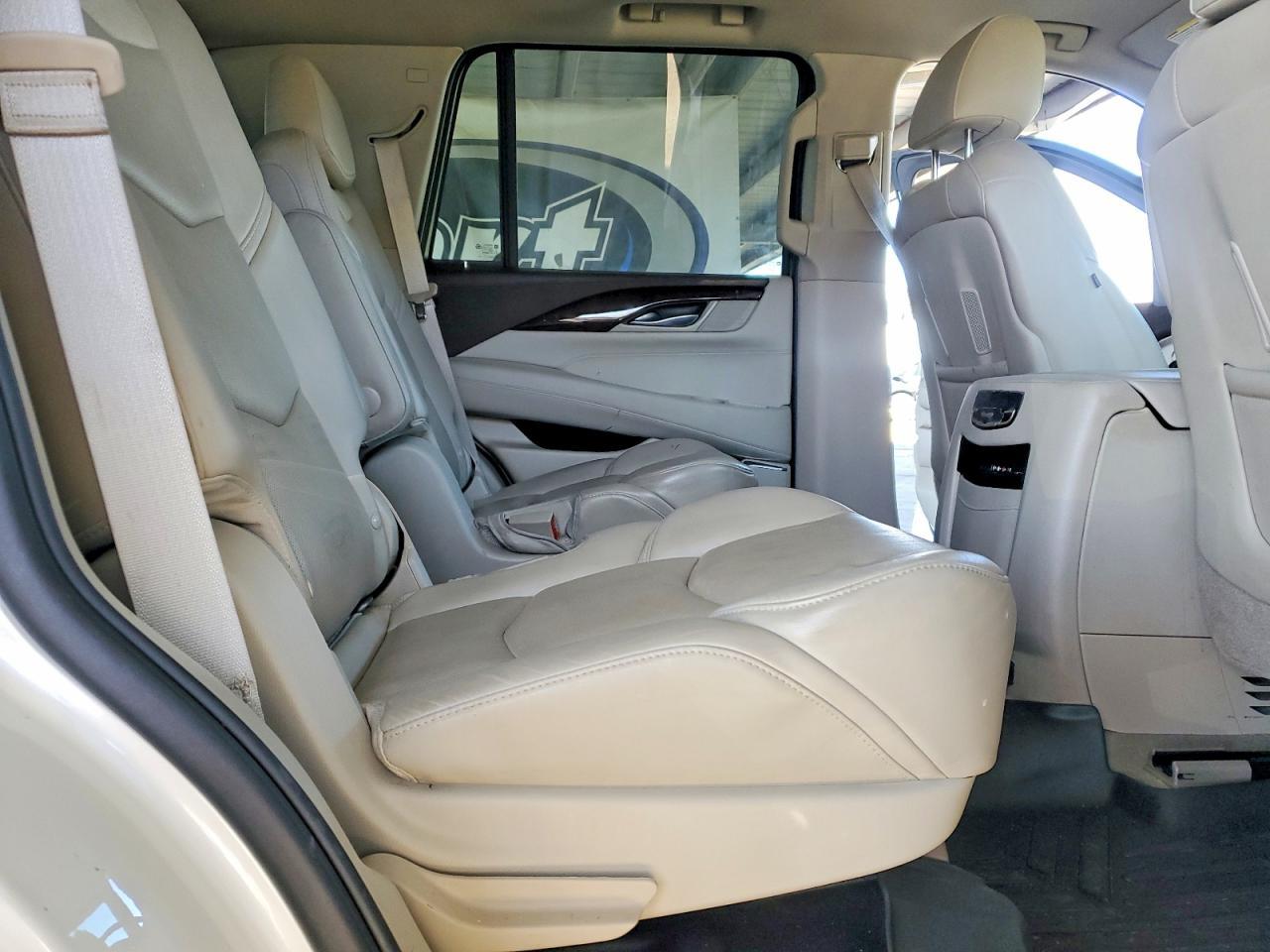 2015 Cadillac Escalade Premium