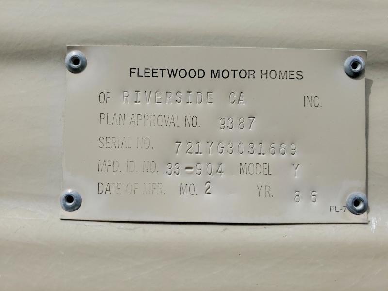 1986 Swin 1985 Fleetwood Southwind RV