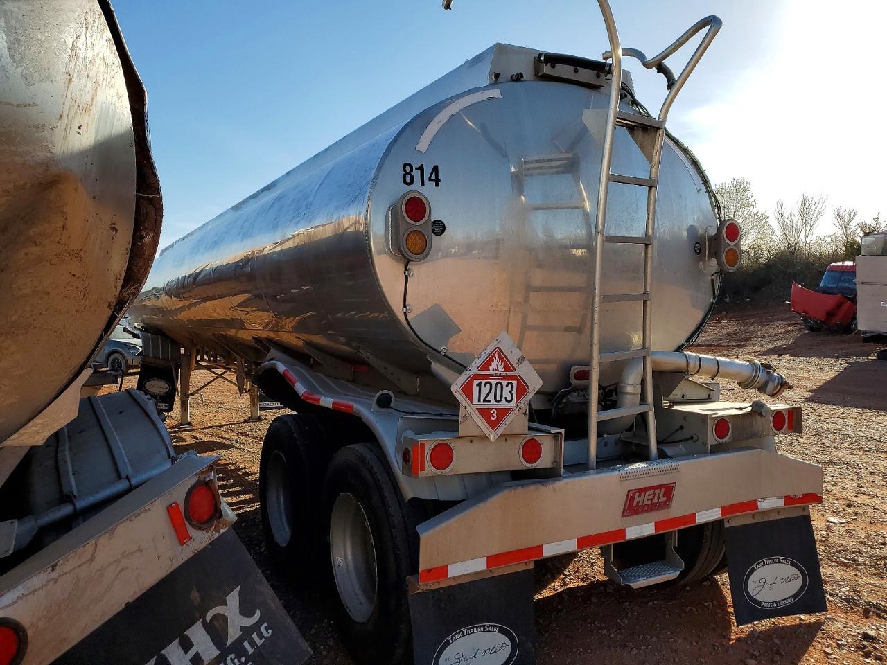 2021 Heil Fuel Tank Trailer