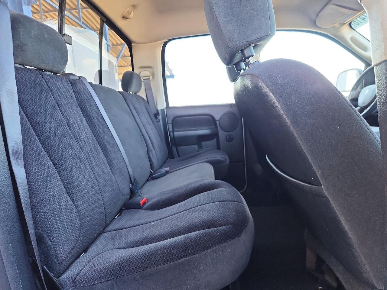 2005 Dodge RAM 1500 ST