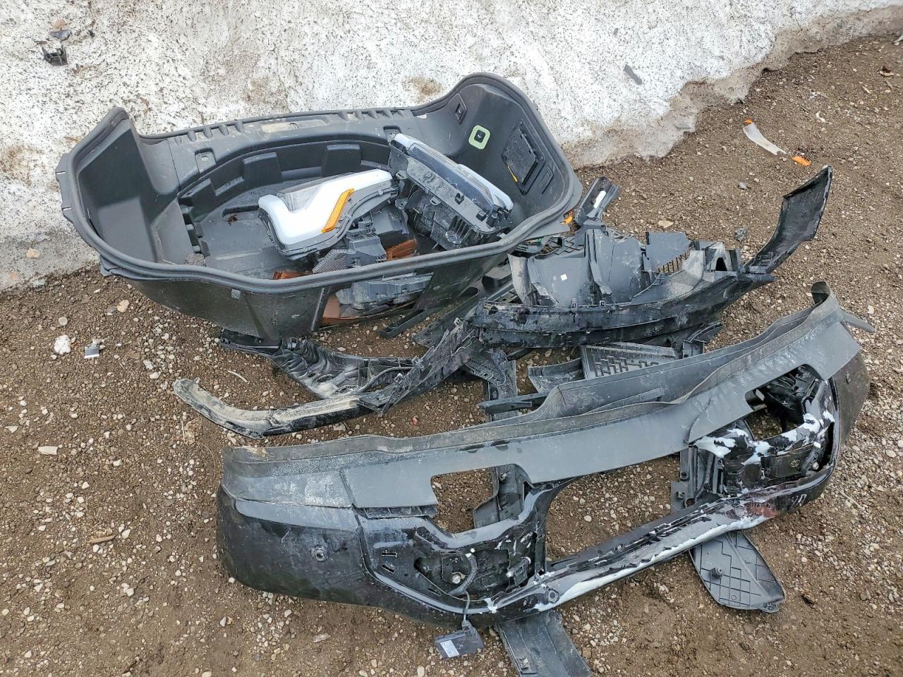 2024 Ford F150 Lightning XLT