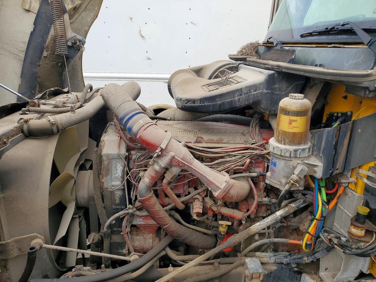 2005 International 9400I Semi Truck