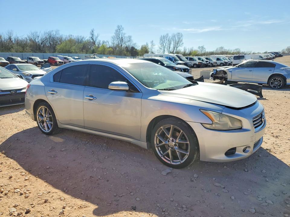 2010 Nissan Maxima 3.5 s