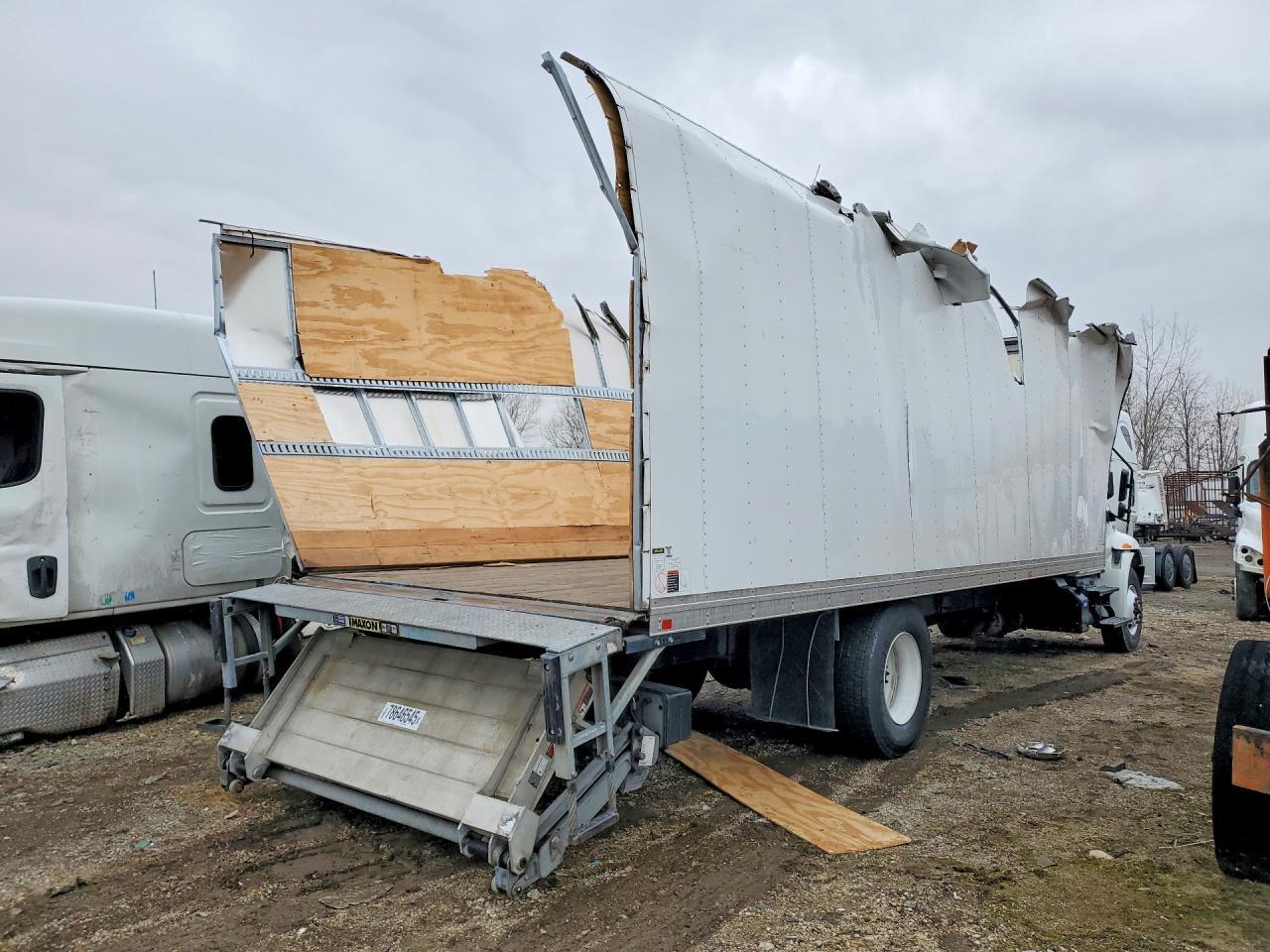 2022 International MV607 BOX Truck