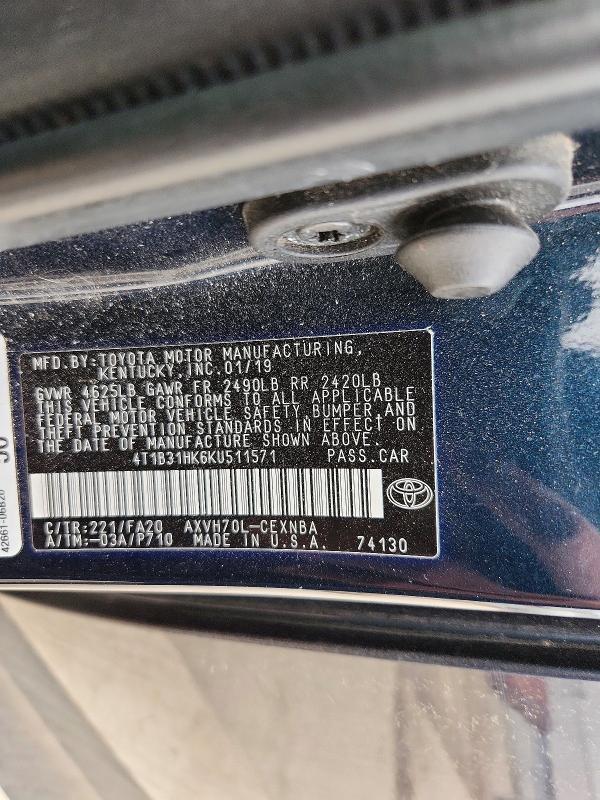 2019 Toyota Camry Hybrid le