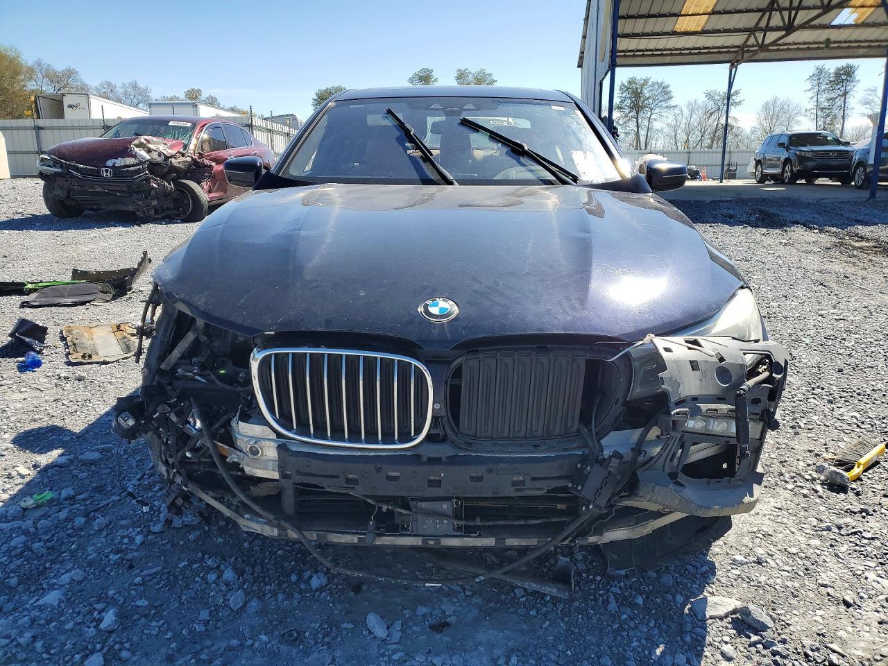 2016 BMW 750 xi