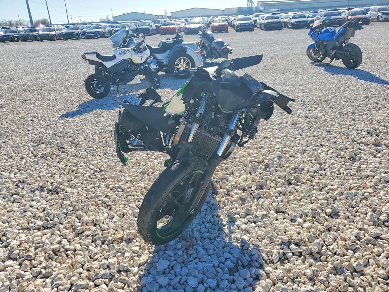 2022 Kawasaki EX400