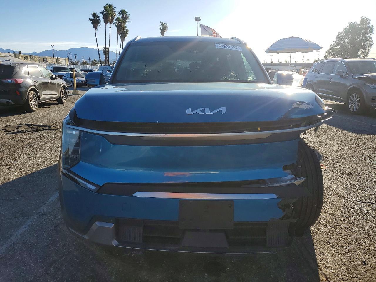 2024 KIA EV9 Wind