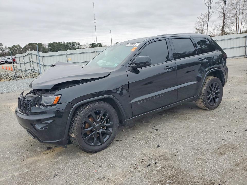 2020 Jeep Grand Cherokee Laredo