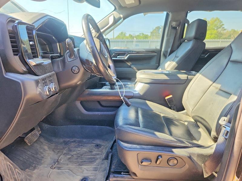 2022 GMC Sierra K1500 SLT