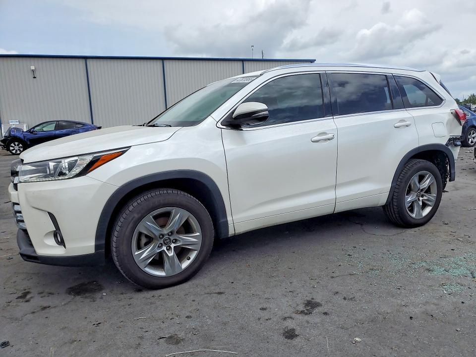 2017 Toyota Highlander Limited