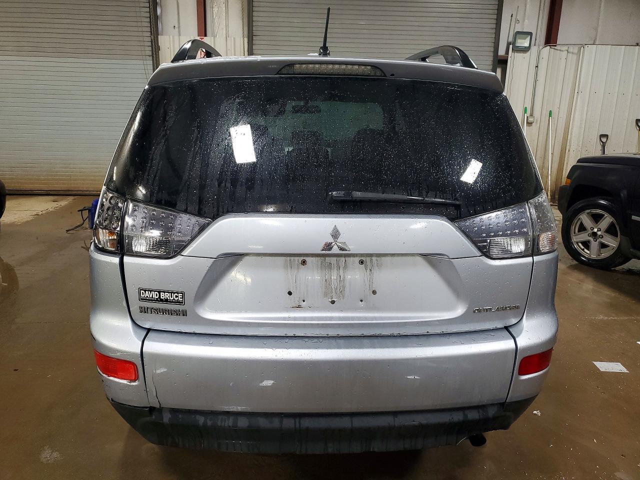 2009 Mitsubishi Outlander es