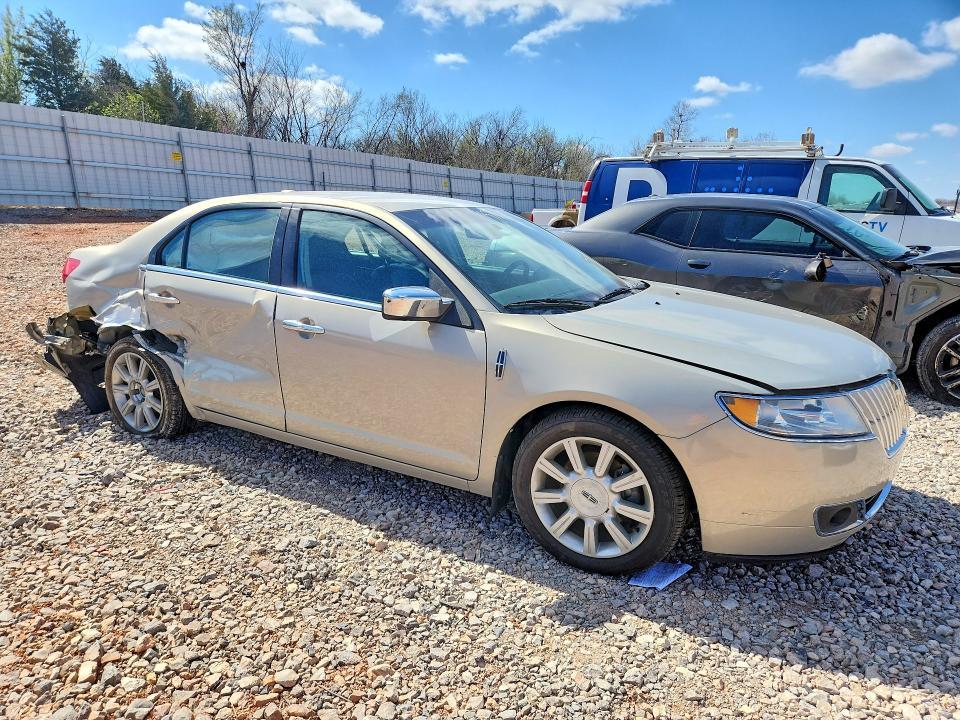2010 Lincoln Townhouse MKZ