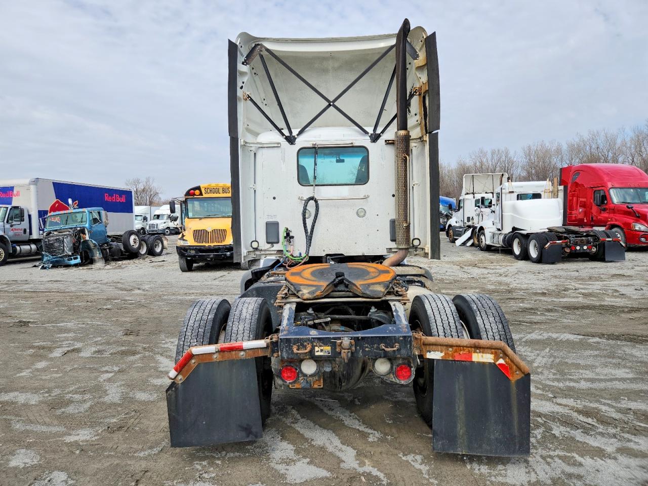 2017 Peterbilt 579 Semi Truck