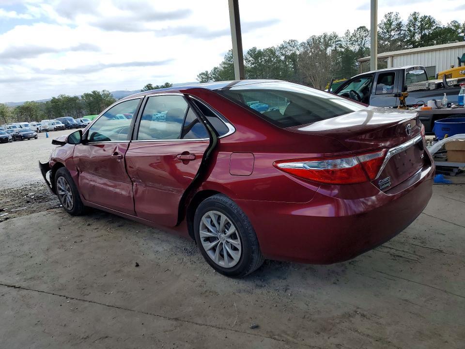 2015 Toyota Camry le