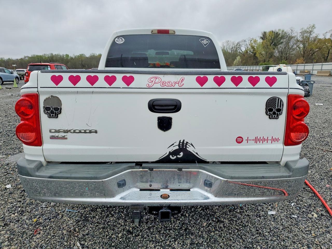 2006 Dodge Dakota Quad SLT
