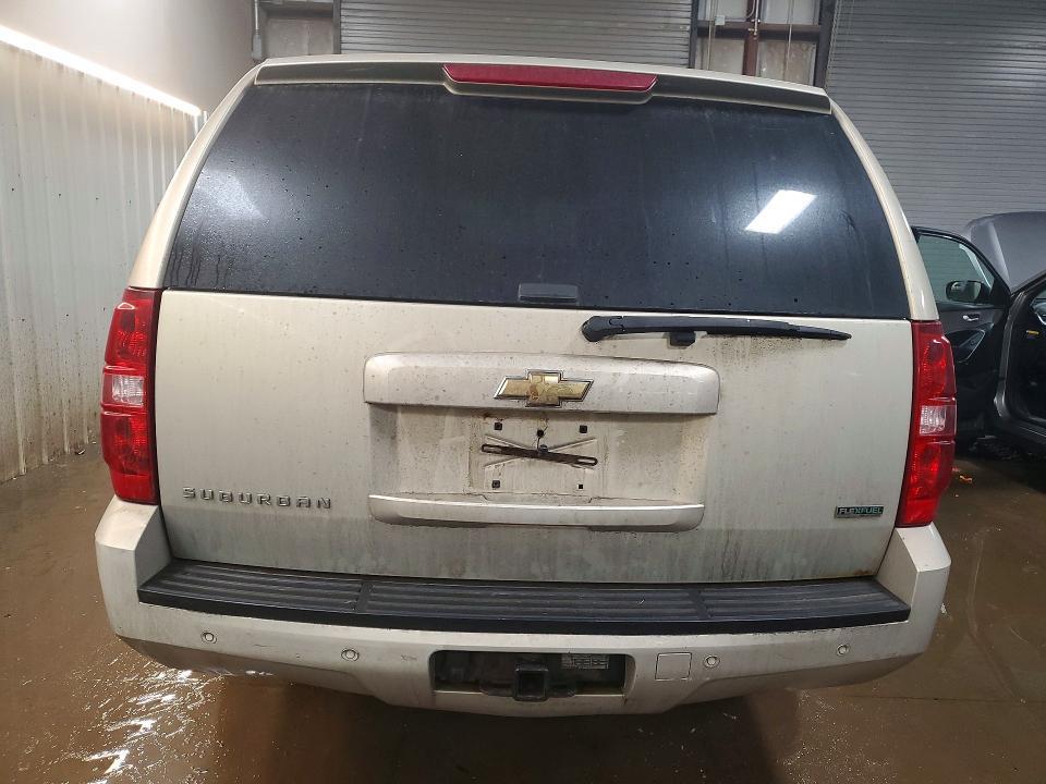 2010 Chevrolet Suburban K1500 lt