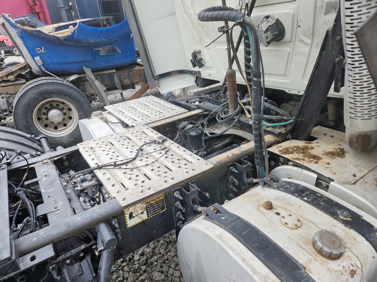 2017 Mack CXU613 Semi Truck