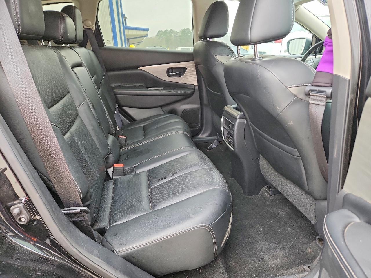 2016 Nissan Murano s