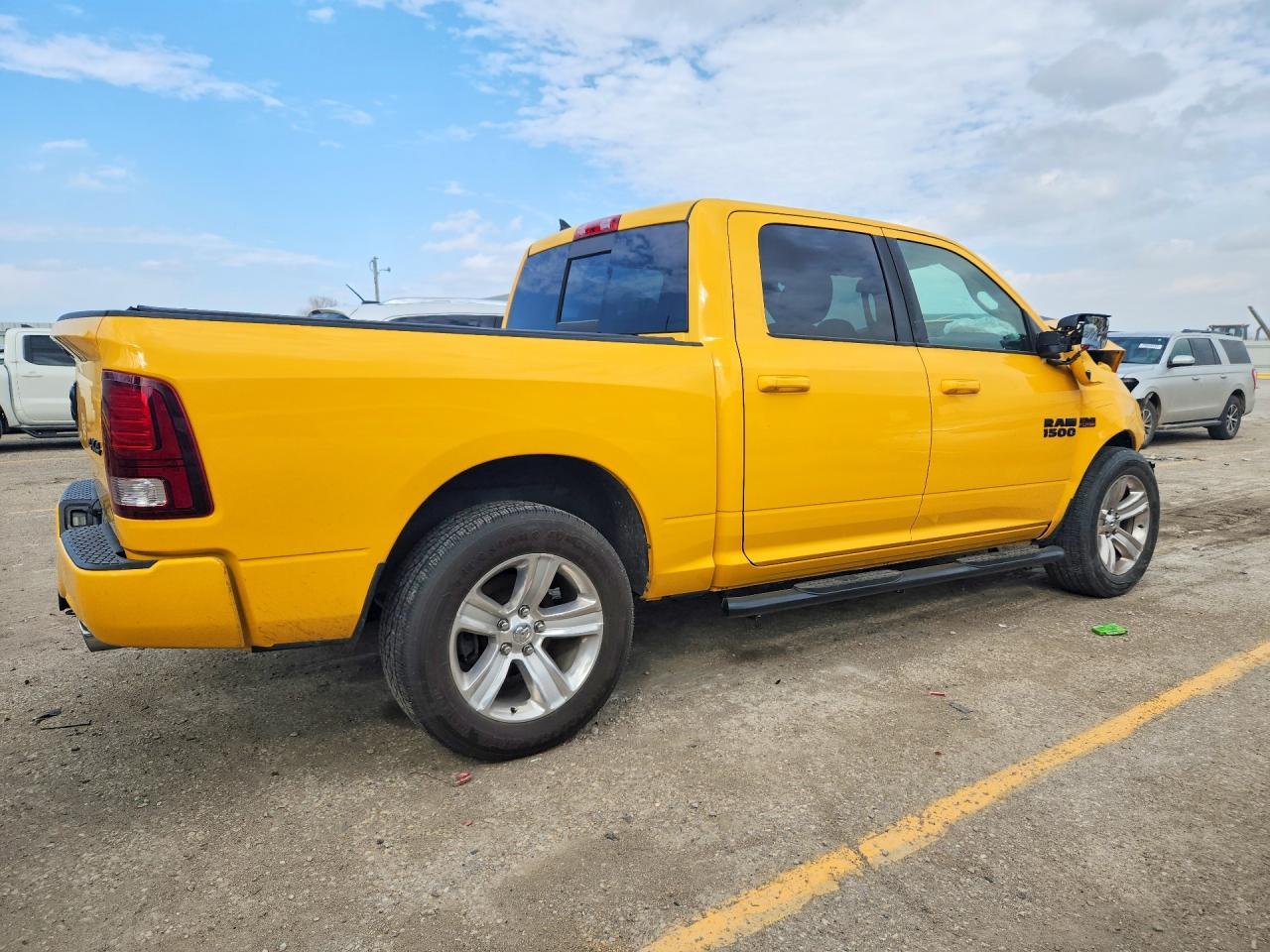 2016 Dodge RAM 1500 Sport